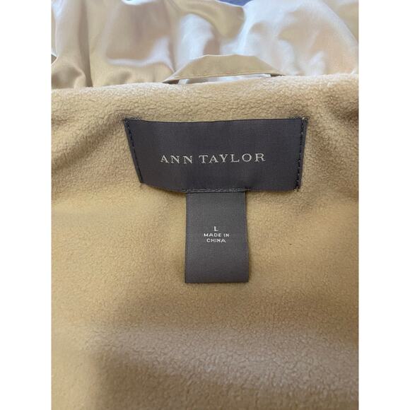 Ann Taylor Womens Puffer Vest L Shimmer Metallic Gold Fleece Lining Button Up - Picture 3 of 6